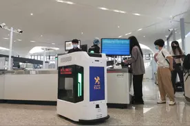 杭州空港T4新航站楼“亮相”，首架国际航班顺利出境图片