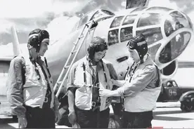 一周军评：转折中的人民海军航空兵和朝鲜核政策图片