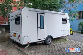 住在房车里的人：每月花1000元，比租房还省钱？图片