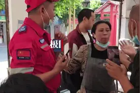 泸定一餐馆老板请救援队免费吃饭：饭不值钱，是份心意图片
