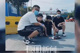 两毛贼打顺风车逃往老家，一觉醒来惊呼“怎么警察来接我”图片