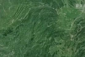 卫星记录“穷院坝”华溪村变形记图片