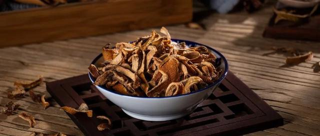 肝胃不合可以吃花胶吗 2026年肝不好可以吃花胶吗