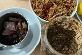 在外工作的湖南女子收到爷爷奶奶寄来的包裹，打开后顿时泪奔图片