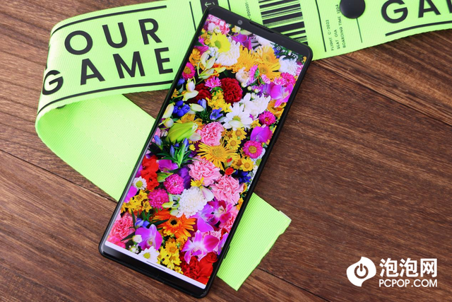 精致小机身轻巧好手感 微单手机索尼Xperia 5 IV评测