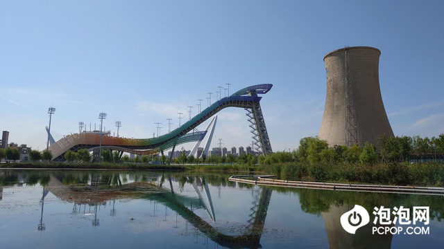 精致小机身轻巧好手感 微单手机索尼Xperia 5 IV评测