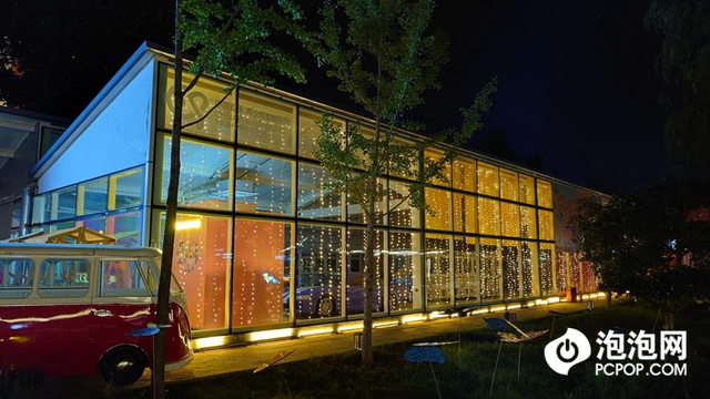 精致小机身轻巧好手感 微单手机索尼Xperia 5 IV评测