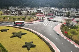 武警部队新兵，入营！图片