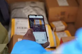 每月最低工资3500？全国多地出台快递员收入兜底集体合同图片