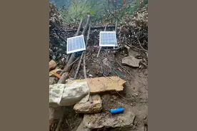 四川一绝壁山洞发现人员生活痕迹，探洞者：洞内空间宽阔，可容纳七十多人图片