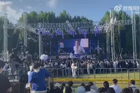 在韩留学的山东姑娘校庆上台演唱《九儿》 网友：这波文化输出太绝了视频封面
