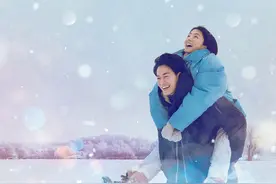 佐藤健穿制服！网飞新剧《First Love初恋》曝海报图片