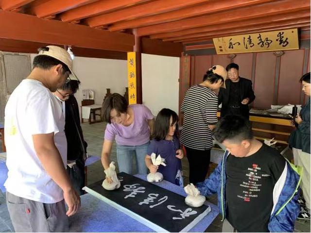 ӭ���� ����Ϫح��Ϫ�Ƴ�������û��ϲӭ��ʮһ�ƽ��ܡ�