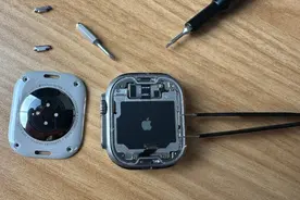 9to5Mac小拆了一下Apple Watch Ultra的后盖图片