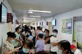 大城市的“陪诊师”：年轻客户占比超6成，一小时100块图片