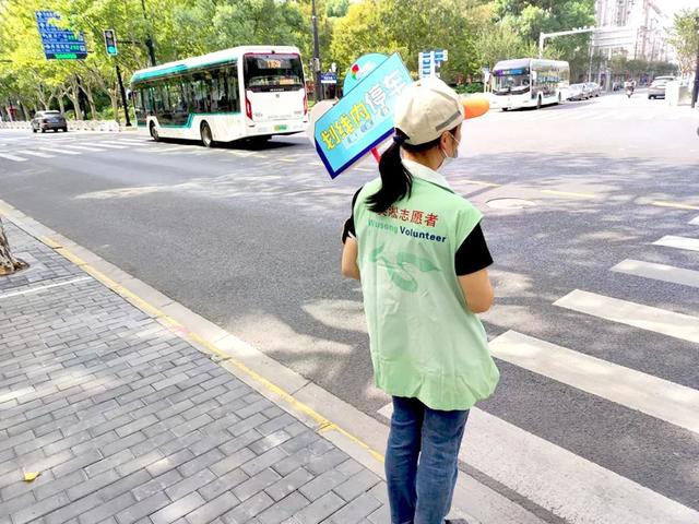 �������������·��У���ɽ���￪չ�����ð����ߡ�������ͨ�����