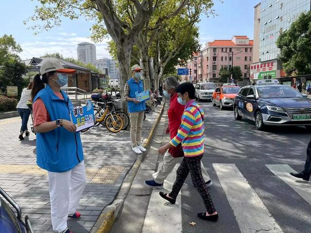 �������������·��У���ɽ���￪չ�����ð����ߡ�������ͨ�����