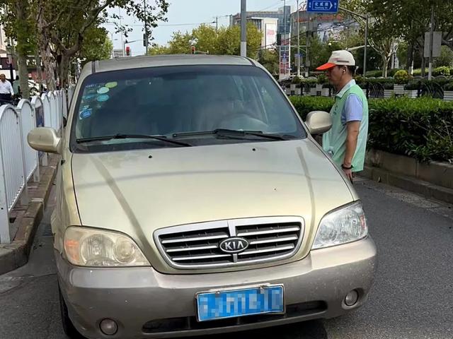 �������������·��У���ɽ���￪չ�����ð����ߡ�������ͨ�����