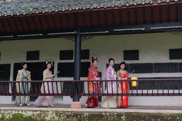 ��������ʮ����ʫ���齭��������