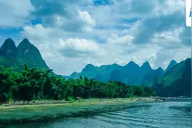 夜读丨愿你历经山河，仍觉人间值得图片