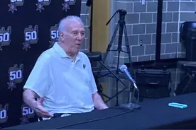波波：现在不会有人打赌马刺夺冠了，我的任务是培养球员图片