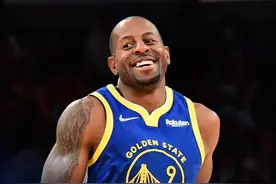 官宣：勇士正式续约老将安德烈-伊戈达拉图片