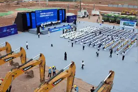 255天！宜昌宁德时代邦普循环项目实现试产图片