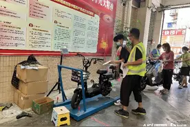 广州电动自行车每日上牌约2万辆，国庆假期警邮网点正常办理图片