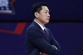 新老结合“鲨向未来”，上海男篮明确目标：CBA总冠军图片