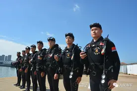 这支“神秘部队”的故事，看完肃然起敬图片