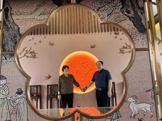 Ը��һ���ģ��Ҹ������ף������ϳ��ⳡ������Ӱ����ò������޲�ͣ