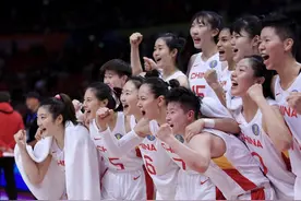 争进决赛！中国女篮时隔28年晋级世界杯四强，今日拼澳大利亚图片
