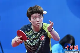 中国香港女团迎成都世乒赛团体赛“开门红”：希望一场比一场打得好图片