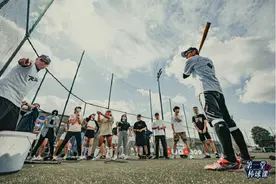 挥出"人生第一棒" MLB入驻潮流生活方式平台推广棒球运动图片