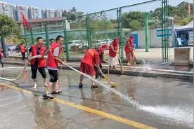 市四医院开展“大清扫大清运大清洗”系列活动图片