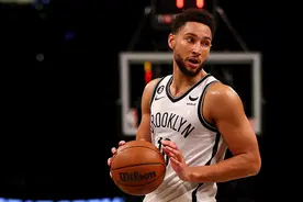 纳什：西蒙斯可以在各种角色设定下打出统治力图片