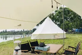 国庆露营“一地难求”、装备租赁兴起 从业人士：多做功课避免“踩坑”｜国庆消费观察④图片