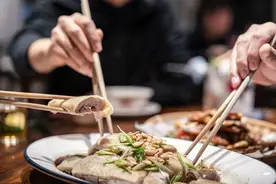 晚餐这样吃易导致“身体内耗”！赶紧改图片