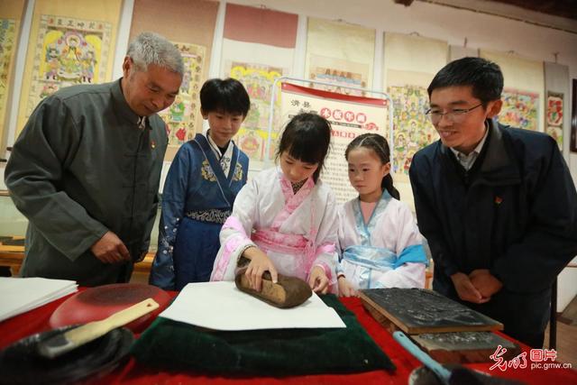 ��ʻ������������