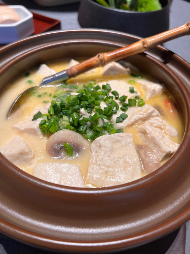 吃花胶可以吃拌豆腐一起吃 2026年花胶可以和豆类一起煮吗