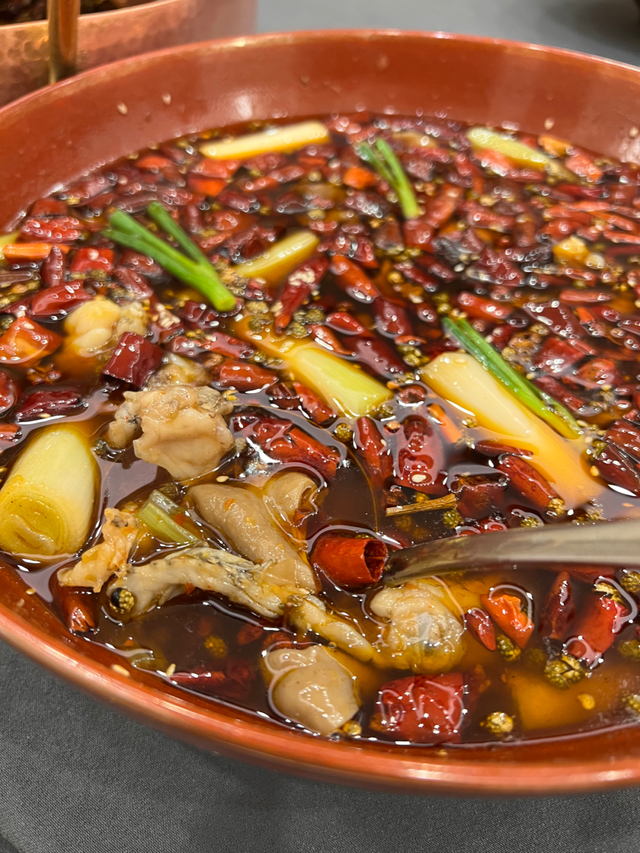 吃花胶可以吃拌豆腐一起吃 2026年花胶可以和豆类一起煮吗