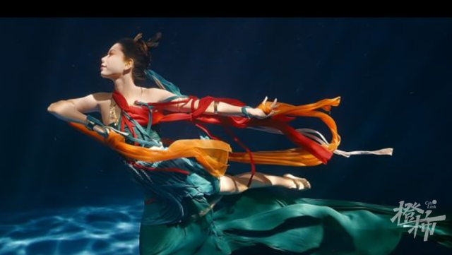 3000元学两天就能当条“美人鱼”，为什么小众运动容易在杭州出圈？