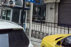 高中生一眼发现路牌上英文错误：是“2nd”不是“2st”……图片