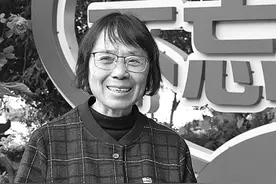 张桂梅：坚守梦想 无私奉献图片