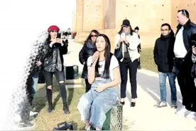 摩洛哥女孩迪娜：街头飙中文歌，穿旗袍参加《摩洛哥好声音》图片