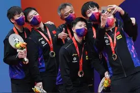 霸气！中国男团世乒赛十连冠图片