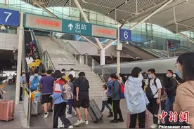 深圳铁路部门10月11日起实施新列车运行图图片