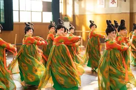 深娱《我们这十年》如何复盘《唐宫夜宴》爆火之路？听编剧、编导来揭秘图片