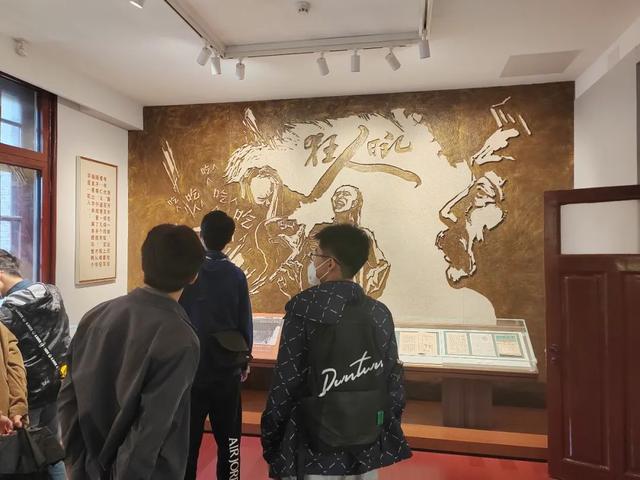 ���ഺ�����ʮ�� ���������������������⻪����ѧԺ�ٰ컶�ȹ���ϵ������