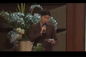 著名朗诵艺术家谢东升朗诵严春芳散文《九寨秋色》图片